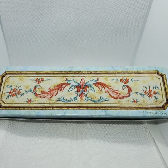 Brighton Blue, Cream, & Pink Floral Watch Tin - Picture 6 of 7